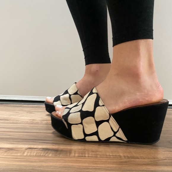 Diane von Furstenberg Vintage Platform Sandals - Picture 5 of 5